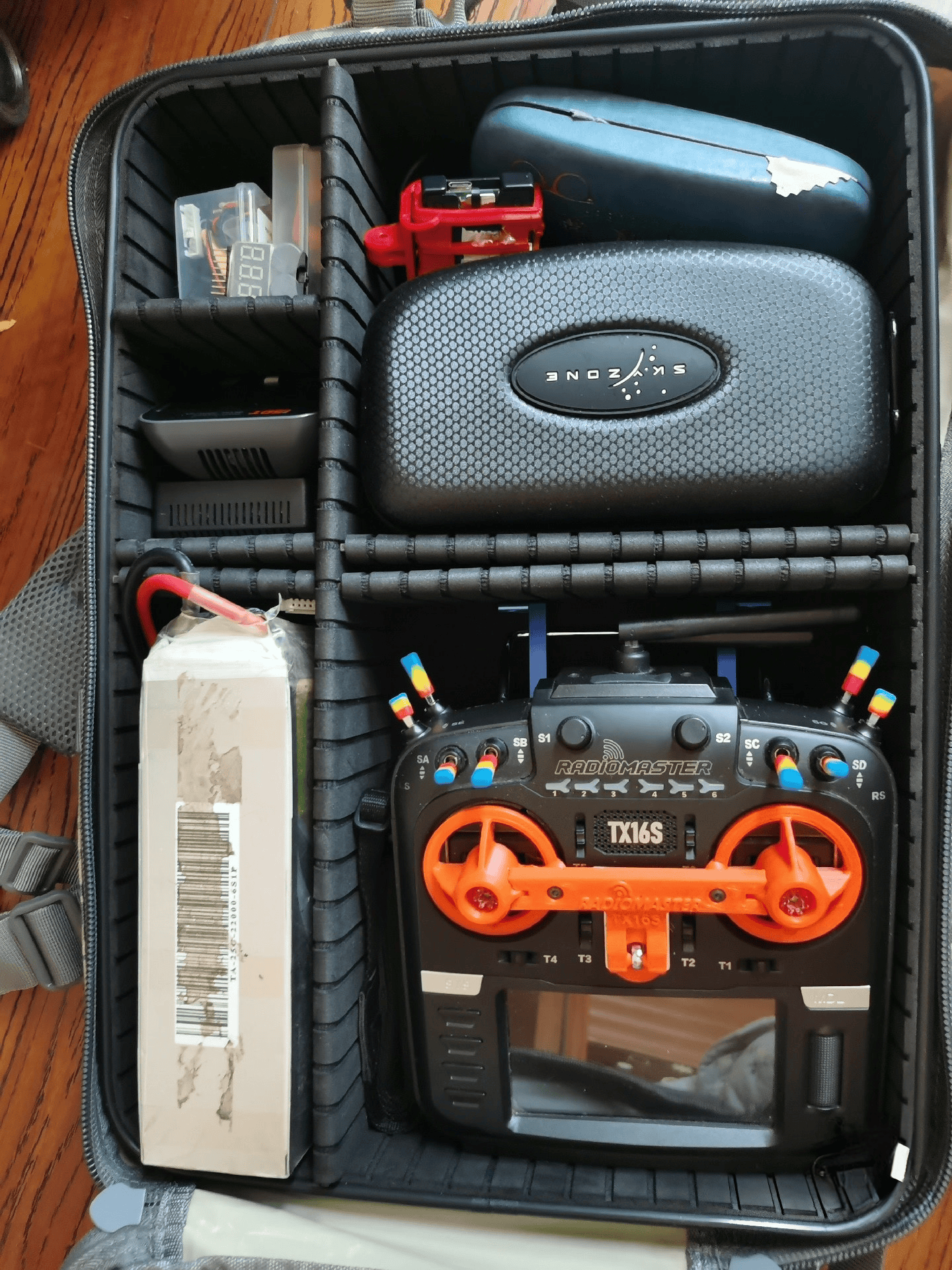 FPV Backpack Military Hang 4-5 - Drone Kit Octocopter のレビューと価格