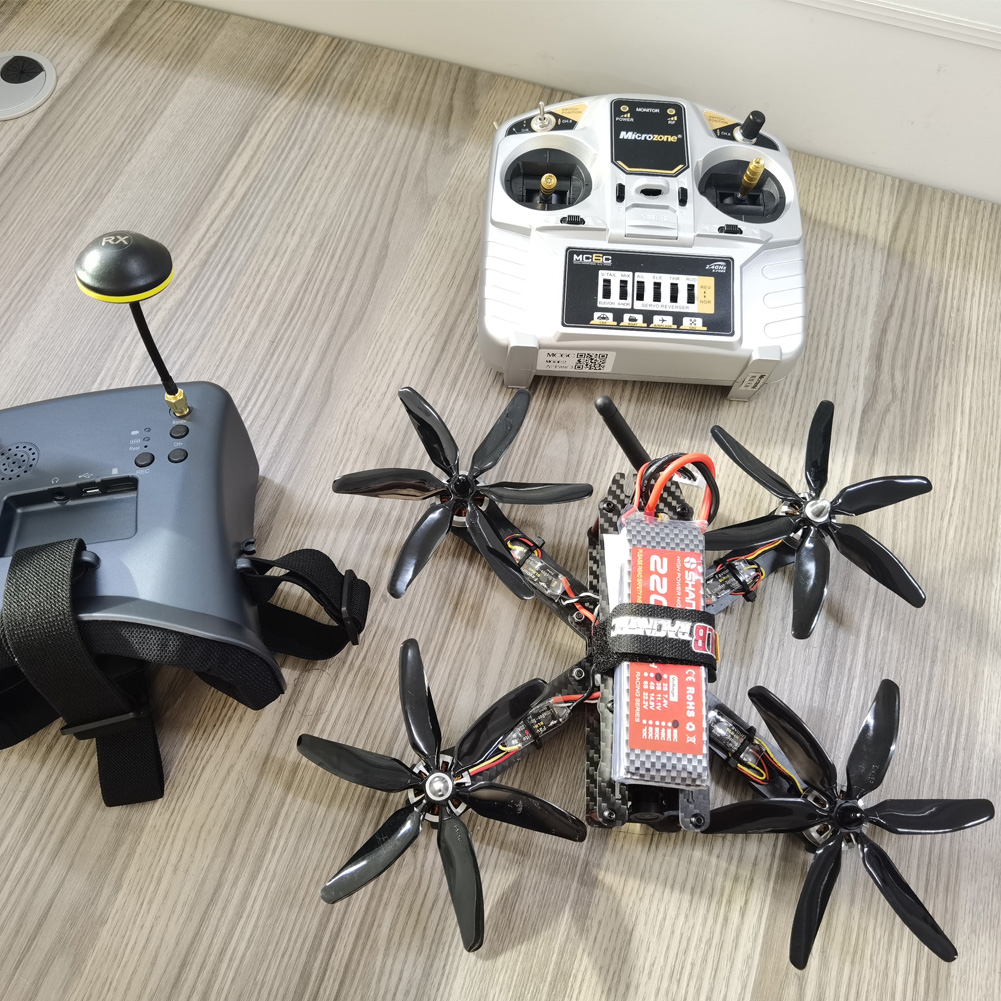 10pcs 504060 5x4x6 6-Blade Sin - Drone Kit Build Yourself のレビューと価格